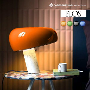 �y�����݌ɂ���zFLOS�i�t���X�j�e�[�u���Ɩ� SNOOPY LED�i�X�k�[�s�[�j �I�����W