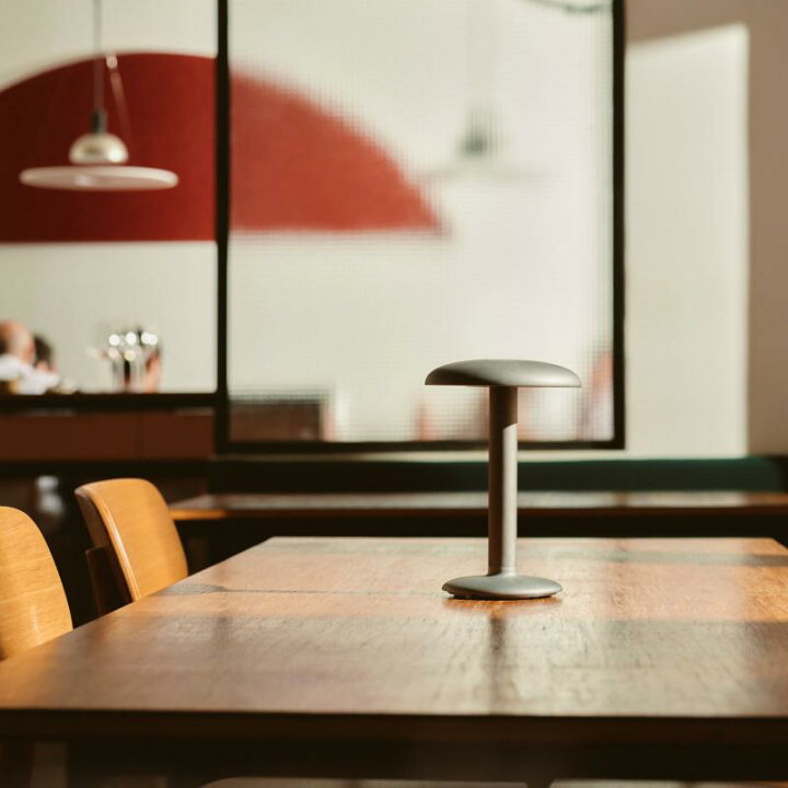 楽天市場】【国内在庫僅か】FLOS（フロス） テーブル照明 GUSTAVE 