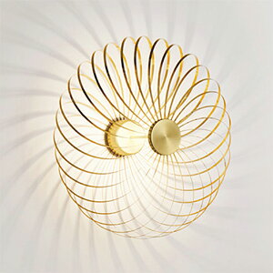 Tom DixonigEfBN\juPbg/V[OƖ SPRING SURFACEiXvOT[tFCXjuXyvdCHz