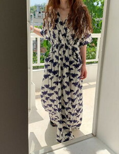 s[X t ؂ւ oCJ[ ̌^Jo[  Vv JWAy傫TCY fB[X H~  ꂢ ^Cg tH[} l i `jbN one-piecez