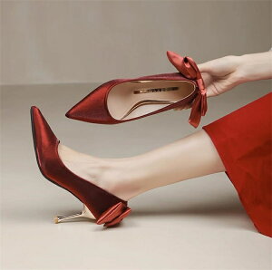 ハイヒール ピンヒール サテンのウェディングシューズ ポインテッドトゥ【大きいサイズ レディース 痛くない ストラップ ぺたんこ 太ヒール パーティー ヒール 定番 靴 pumps】