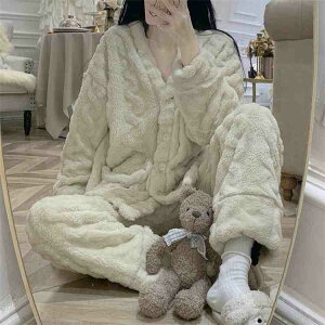 yzg pW} Zbg N [EFA Vi yfB[X H~  s[X [EFA  yA 킢  pajamas pyjamasz