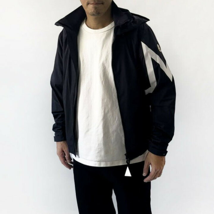 楽天市場】＼最安値に挑戦／【新品】 モンクレール MONCLER 1A001 52  