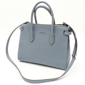 �t����(FURLA)