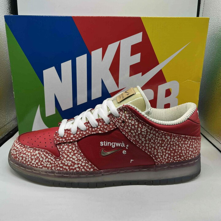 楽天市場】NIKE SB 2021 x STINGWATER DUNK LOW OG QS MAGIC MASHROOM 