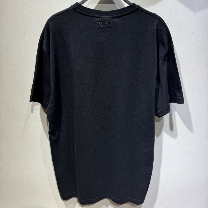 楽天市場】VETEMENTS 19ss FLAG PRINT S/S T-SHIRT USS197069 SIZE-S 
