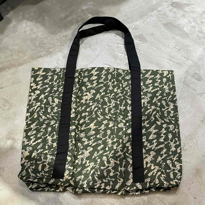楽天市場】KAIKAIKIKI TAKASHI MURAKAMI CAMO TOTE BAG (キーホルダー 