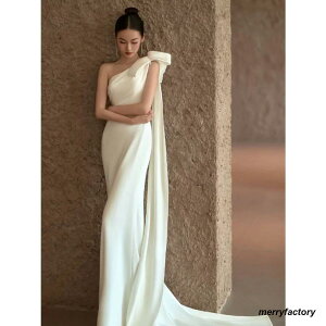 tViEFfBOhX EGfBOhX p[eB[ ԉŃOhX V_[ g[C 񎟉 tH[hX Ă΂