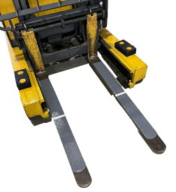 アラオ(Arao) アラオ フォークリフト用 爪保護 フォークマグマット 1m (AR1391 1428)