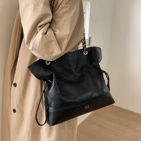 ショルダーバッグ レディース 小さめ 合皮 2way