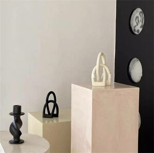 ܎^󂯂邷ł G݃CeA u if Ƃ̑ f[I Ƃ̐Uq(N)