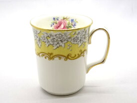 【中古】 Royal Albert ロイヤルアルバート アフェクション イエロー マグカップ 　英国製 MADE IN　ENGLAND　 洋食器 バラ 薔薇 金彩 金縁 ホワイト系