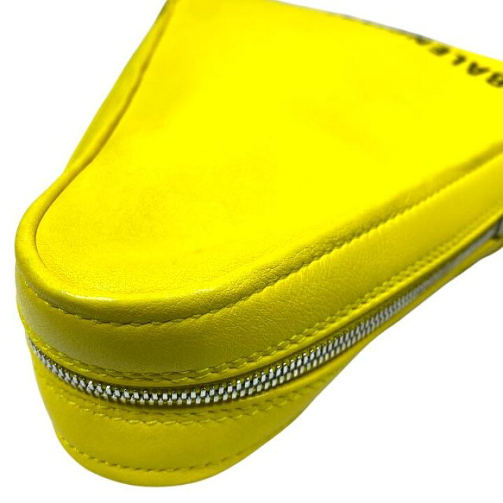 楽天市場】BALENCIAGA バレンシアガ 476976 トライアングルクラッチ 