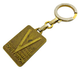 ルイ ヴィトン ヴィンテージ キーホルダー キーリング バッグチャーム チャーム MALLETIER DEPUIS 1854 ゴールド シルバー LOUIS VUITTON 上品 洗練 高級感 エレガント デイリー アクセント 存在感 人気 定番