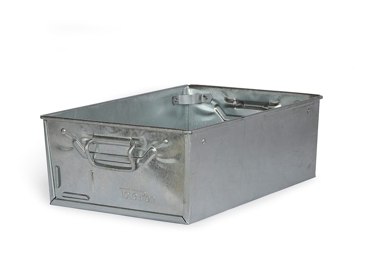 イギリス製のおしゃれなスチールストレージボックス 収納箱 TOTE PAN Metal 超激安特価 SALE 66%OFF TP2 Tote トートパン Pan