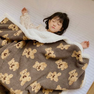 毛布 ひざ掛け 毛布 ブランケット 肩掛け ボア あったか 大判 シープボア 冷房対策 掛け毛布 軽量 大判 秋冬 暖か 防寒毛布 洗濯OK (ブラウン・クマ, 150*200cm)