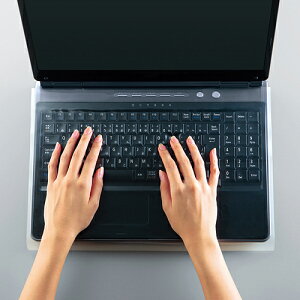 【即納在庫品】「直送」エレコム ELECOM PKU-FREE4 キーボード防塵カバー PKUFREE4 キーボード防塵カバー 大型ノートPC用 大型ノートタイプ 新発想のキーボード防塵カバー ピタッとシートSUPER