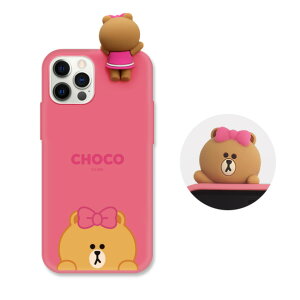LINE FRIENDS iPhone 12/12 ProptBMAtJ[\tgP[X SNEAK PEEK CHOCO KCE-CSB056 [KCECSB056]