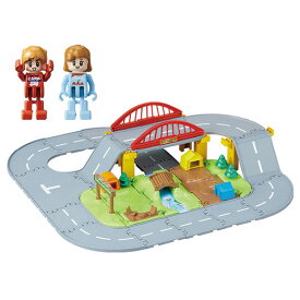 タカラトミー トミカワールド キャンプ場で遊ぼう!トミカタウン立体レイアウトセット キヤンプジヨウトミカタウンリツタイレイアウト [キヤンプジヨウトミカタウンリツタイレイアウト]