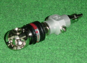 マッハ 22ALBP 高圧用ダスターソケット一体型カプラ オ−トロックスイングタイプ 延長式 新品 フジマック【プロ用からDIY、園芸まで。道具・工具のことならプロショップe-道具館におまかせ