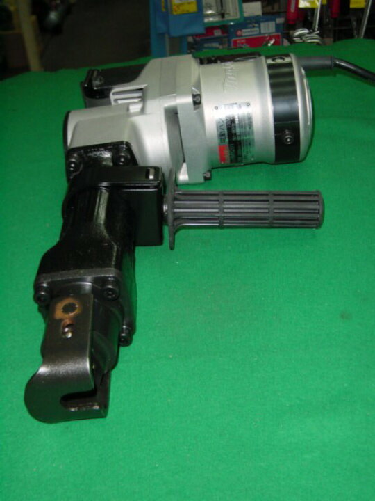 楽天市場】マキタ HM1201 21mm六角軸シャンク 電動ハンマ ハツリ 単相 