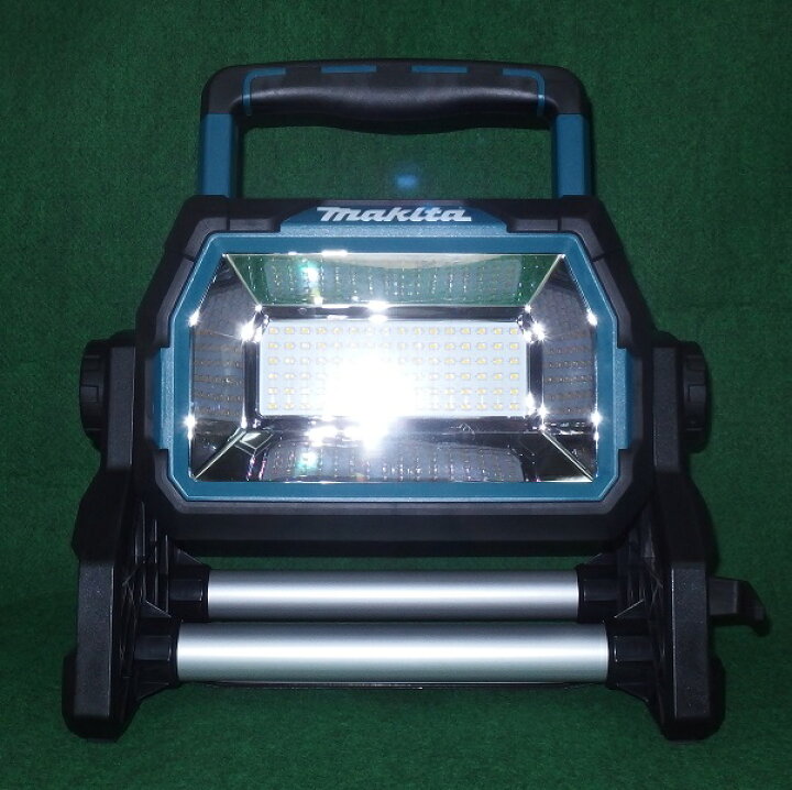 楽天市場】マキタ ML809 充電式LEDスタンドライト 光束10000lm 14.4V 
