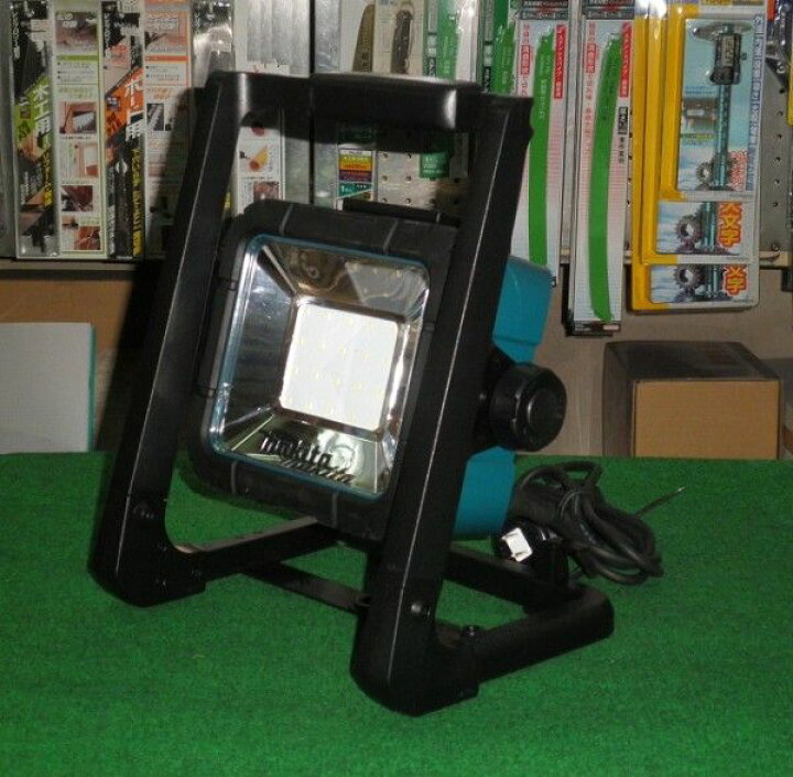 楽天市場】マキタ ML805 充電式LEDスタンドライト 光束750lm 14.4V 