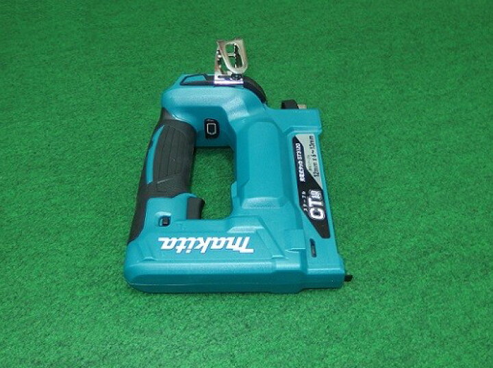 楽天市場】マキタ ST312DZK 18V CT線用充電式タッカ 本体のみ + ケ−ス 