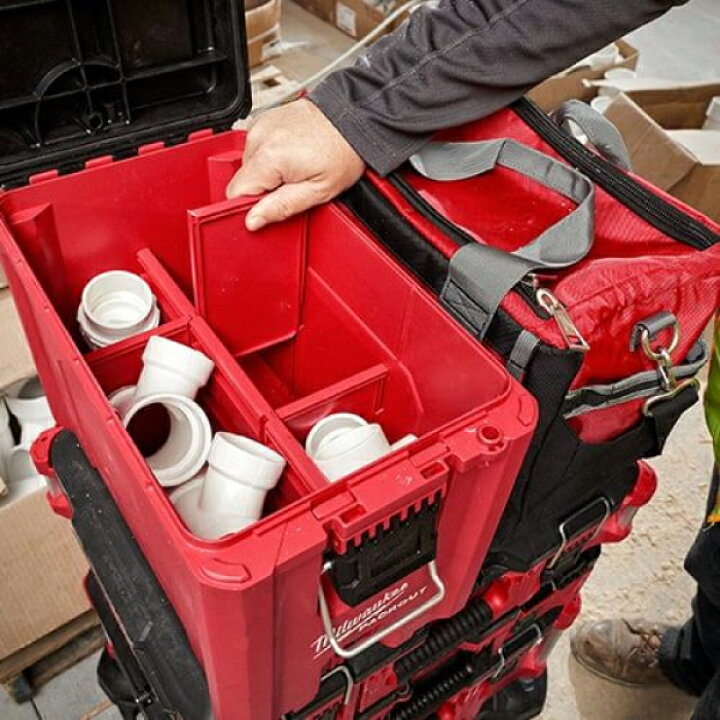 Milwaukee PACKOUT 押し戻し ツールバッグ 中型 赤/黒
