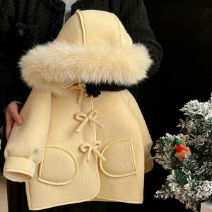 H~ t@bV ۉ h AE^[ WPbg N { AE^[EFA WPbg Ԃ g  ̎q