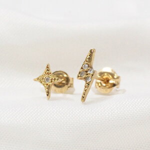 イロンデール エペパン フラッシュ ピアス hirondelle et pepin k18 hp-9s-263 flash ダイヤピアス (両耳タイプ) レディース ギフト ミニマル ダイヤモンド 18金 20代 30代 40代 50代 プレゼント ペア 大人 可