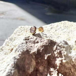 ピアス k18 イロンデール エペパン hirondelle et pepin オーバル ダイヤ ピアス (片耳タイプ) hp-373 レディース ギフト ミニマル 20代 30代 40代 50代 プレゼント ダイヤモンド 宝石 キャッチ式 18金 華