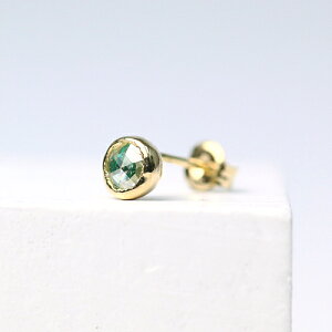イロンデール エペパン hirondelle et pepin ピアス k18 hp-385 レイヤーピアス (片耳タイプ) - エメラルド×ダイヤ レディース ギフト アクセサリー ジュエリー18金 ミニマル ピアス 20代 30代 40代 50代