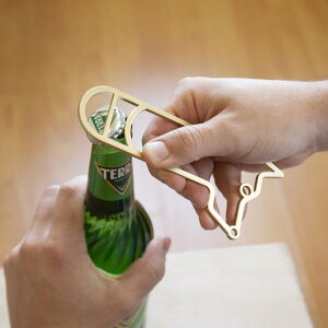 KIKKERLAND(キッカーランド) Dog Bottle Opener ドッグ ボトル オープナー 栓抜き 瓶 犬 グッズ 雑貨 キッチン インテリア 飾り 可愛い プチギフト お祝い 贈り物 ポイント 消化 買いまわり プレゼ