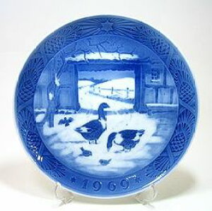 ロイヤルコペンハーゲン・イヤープレート 1969年 古農家の庭 18cm