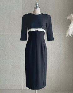 �y���������z�A�C�A���}���yI AM MARI�zBellein Round H Line One Piece / �x���C�����E���hH���C�������s�[�X�y�����V���b�v�z