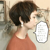 送料無料ハンドメイド大ぶりピアス揺れるウッドボリュームシェルピアスイヤリング樹脂ピアスプレゼントギフトプチプラアクセサリービーズおしゃれかわいいベルベットラタンゼブラ