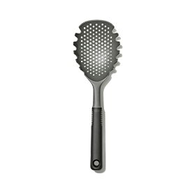 OXO(オクソー) 穴あき おたま 片手でたっぷりすくえて 水がきれる パスタ スクープ ストレーナー グレー Pasta Scoop Stra