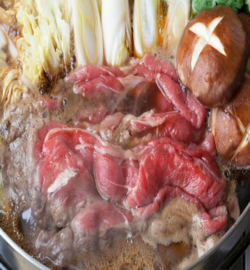 【ふるさと割クーポンで30%OFF10000円⇒7000円】美味しいだけではなく、環境にも優しい牛肉蔵王爽清牛肩ロースすき焼き/しゃぶしゃぶ600g【送料無料】【宮城県_物産展】【ギフトに最適】【すき焼き】【しゃぶしゃぶ】【赤身】