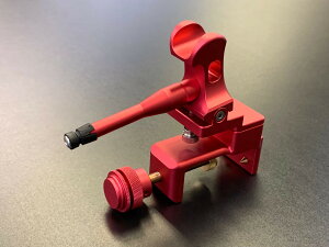 へら釣り アルミ削り出し 万力砲台式 赤 右利き用