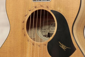 MATON �y�I�[�X�g�����A�Y / �n�C�G���h�~�j�M�^�[�z EM6 MiniMaton