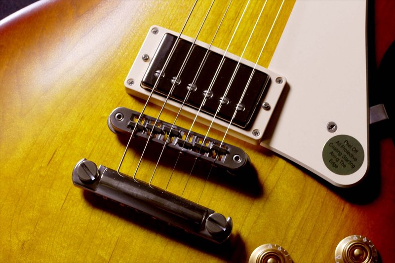 リーズナブルな本家usa製のレスポールです Gibson Les Paul Tribute Tea 価格 交渉 送料無料 Iced 19 Satin