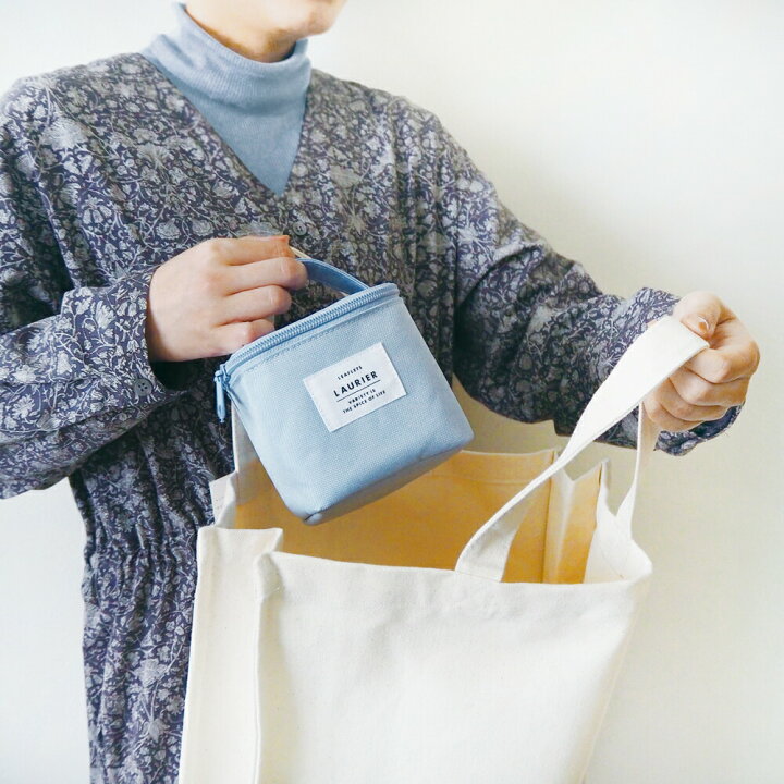楽天市場 Laurier ローリエ 保冷 保温 スクエア ランチバッグ コンパクト シンプル お弁当 ピクニック 行楽 保冷バッグ 保温バッグ 四角 キューブ 遠足 くすみカラーミモザ El Commun Online Shop