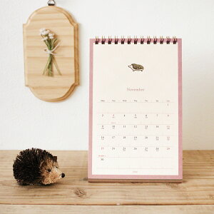 MATOKA マトカ 2026年 卓上カレンダー リングタイプ(月曜始まり)『LUCIA|ルチア』干支 馬 ハート ネコ フラミンゴ ペンギン 月 フクロウ ハリネズミ 虹 クリームソーダ