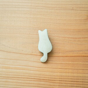 _P2{{N[|^{[u[` Cat Backb BONE BROOCH obW ob` ANZT[ s  i R nhCh k t@bV i`  ubN AC{[ L lR 