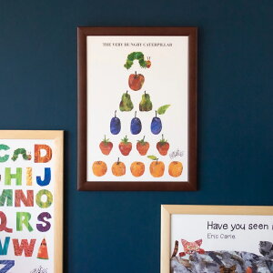 \P2倍+クーポン/ERIC CARLE:エリック カール・B4サイズ ポスター『Fruits Pyramid / はらぺこあおむし』木製フレームセット|インテリア 北欧 ナチュラル ブラウン 額装 エリックカール【dc】【