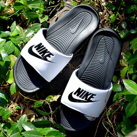 ナイキ サンダル メンズ レディース NIKE ヴィクトリー ワン スライド シャワーサンダル スポサン VICTORI ONE SLIDE ホワイト 白 cn9675