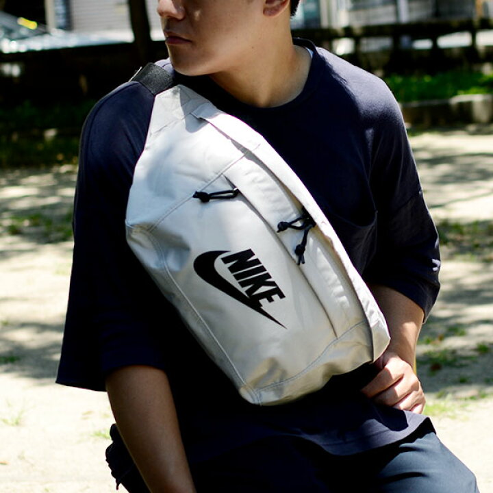 バッグ ウエストポーチ Nike 斜めかけショルダーバッグ 春早割