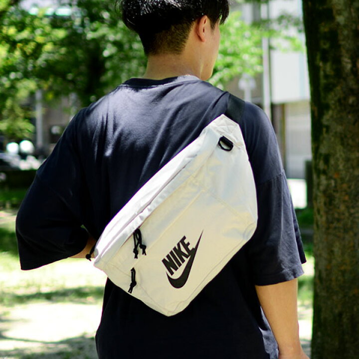 新品 Nike ナイキ ショルダーバッグ ウエストバッグ