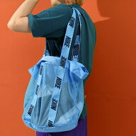 送料無料 ナイキ スイミングバッグ NIKE メッシュトートプールバッグ 20L 水泳 トートバッグ プール スイ…